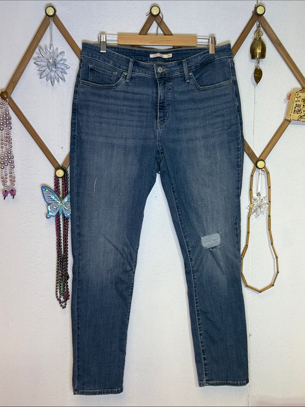 Levi's Women's Skinny Jeans in Medium Blue with Knee Patch